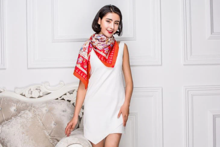 China Custom Lady Silk Scarf